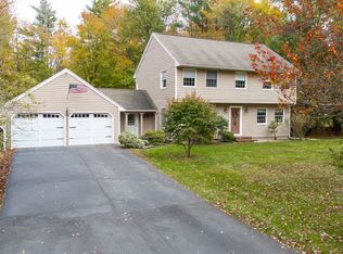 4 Huckleberry Ln, Atkinson, NH 03811