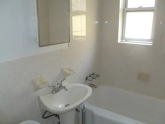 Rented by The Macon Realty | media 1