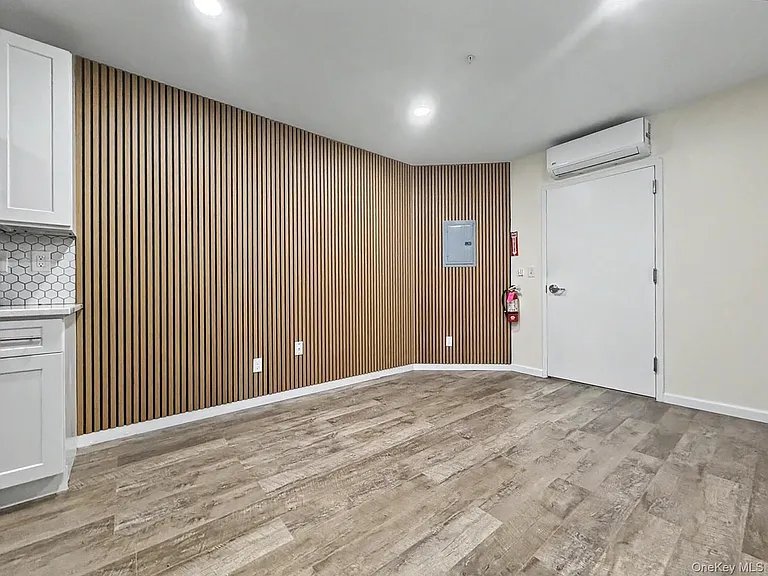 45 Front St #3B — Photo 3