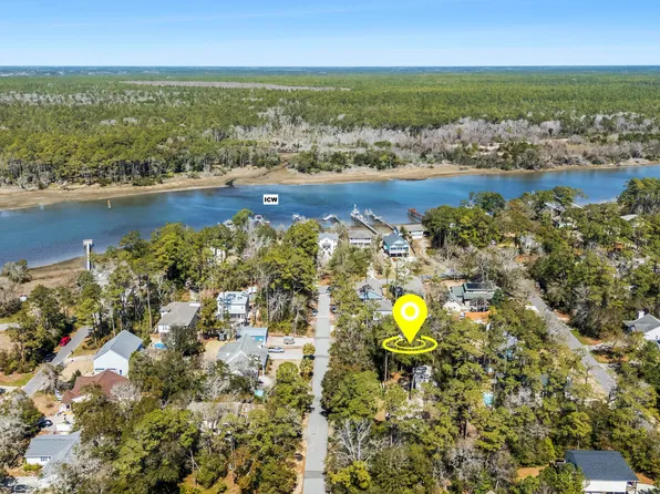 L 22 NW 28th Street, Oak Island, NC 28465