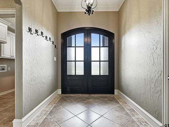 4th image of 295 Kwando Ln