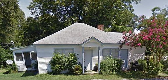 (from left to right) 2, 4, 3