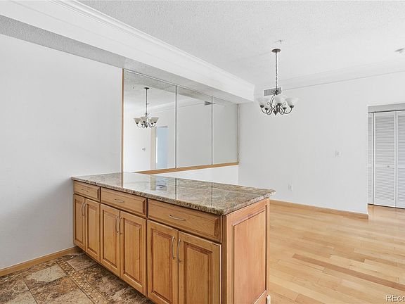 5th image of 1696 Harris Street