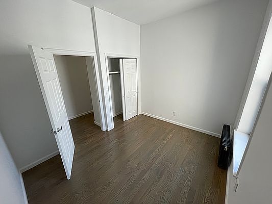 5th image of 660 W 180th St APT 6C
