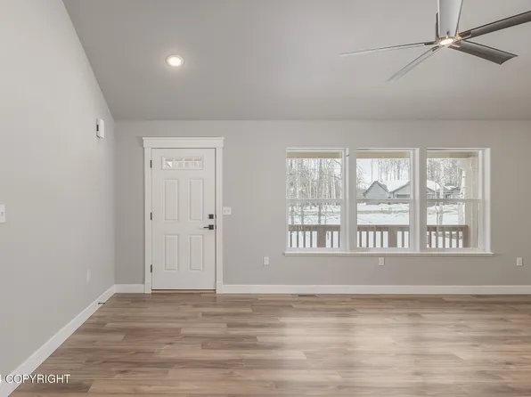 10442 E Heartland Loop, Palmer, AK 99645