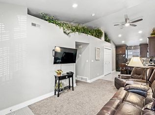 587 N 200 E APT 202, Provo, UT 84606