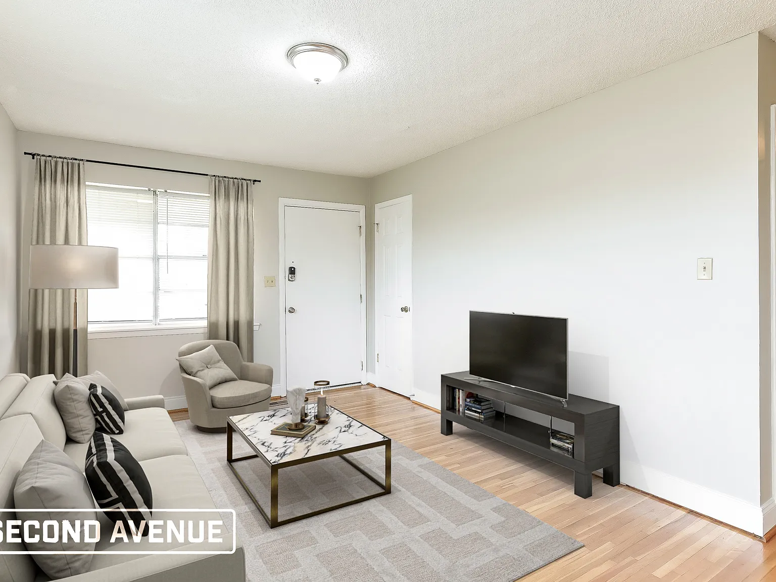 3 bed, 2.0 bath, 1467 sqft, $995 — Photo 2
