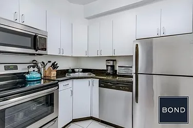 Rented by Bond New York