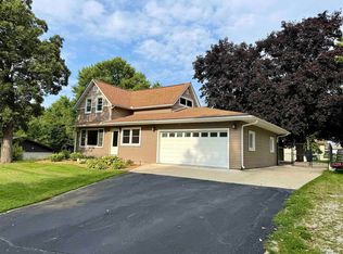 1500 Division St, Decorah, IA 52101