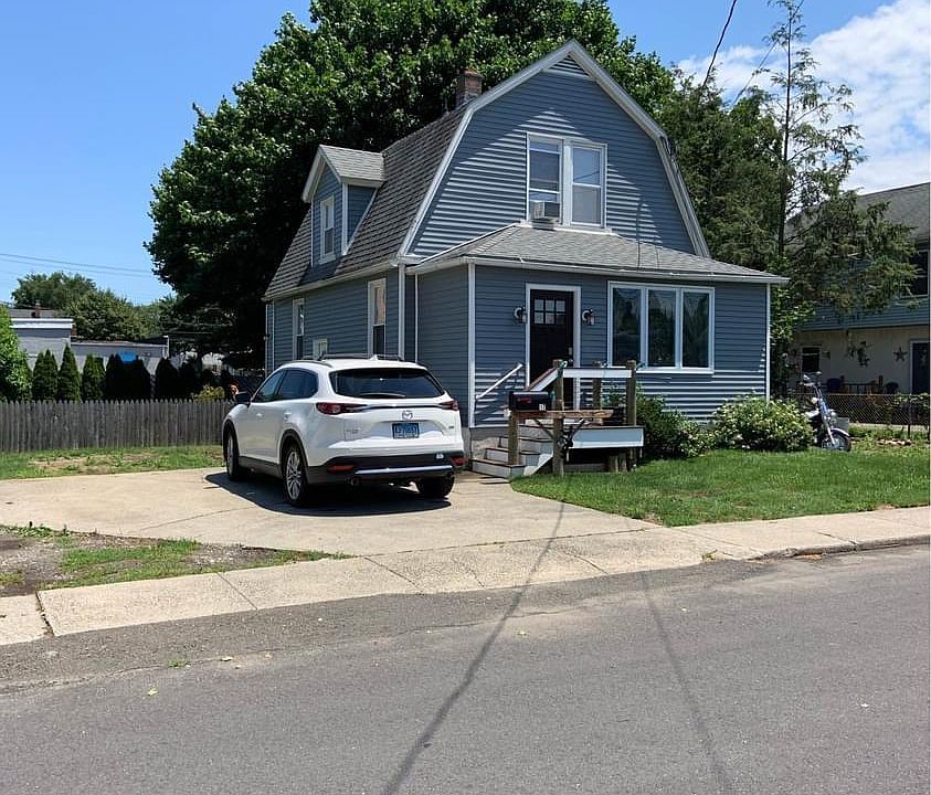 1st image of 17 Daytona Ave