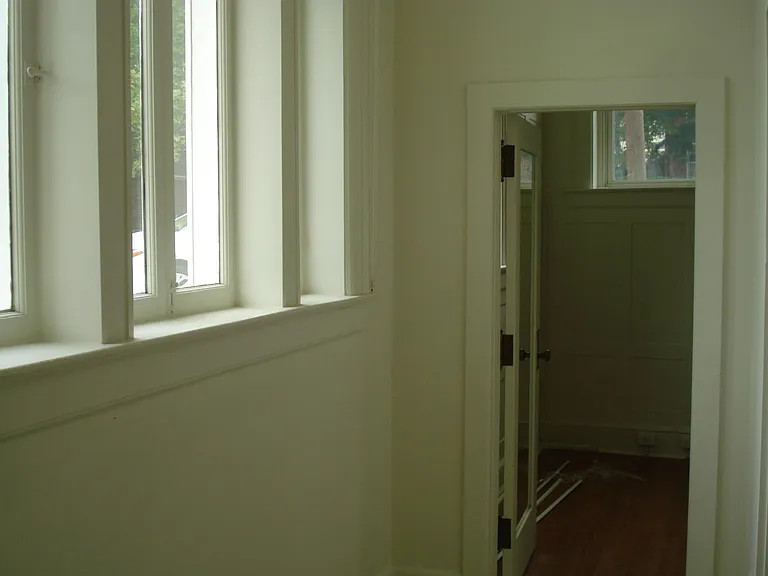 14 E Market St #12 — Photo 3
