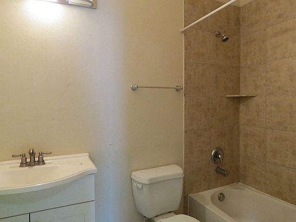 4th image of 5322 Brookway Dr