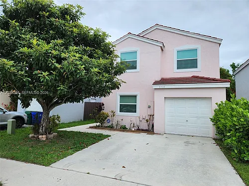 3332 Orinoco Ln Photo 1