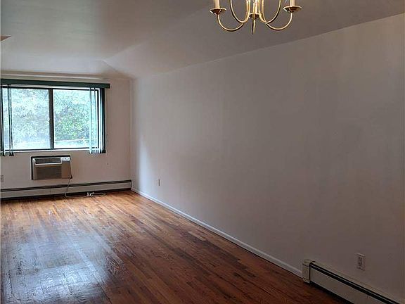 5th image of 82-07 135th St #3F