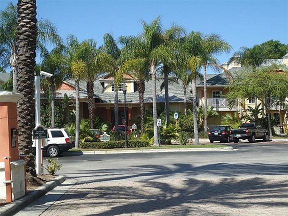 3rd image of 4207 S Dale Mabry Hwy Unit 4209