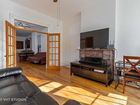 4th image of 1433 N California Ave #2