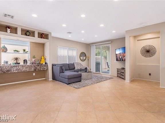5th image of 6928 Brier Creek Ln