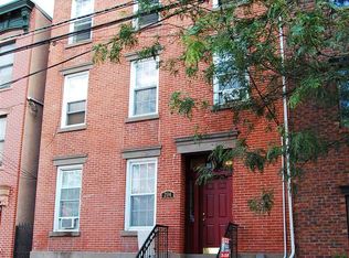 204 Christopher Columbus Dr, Jersey City, NJ 07302