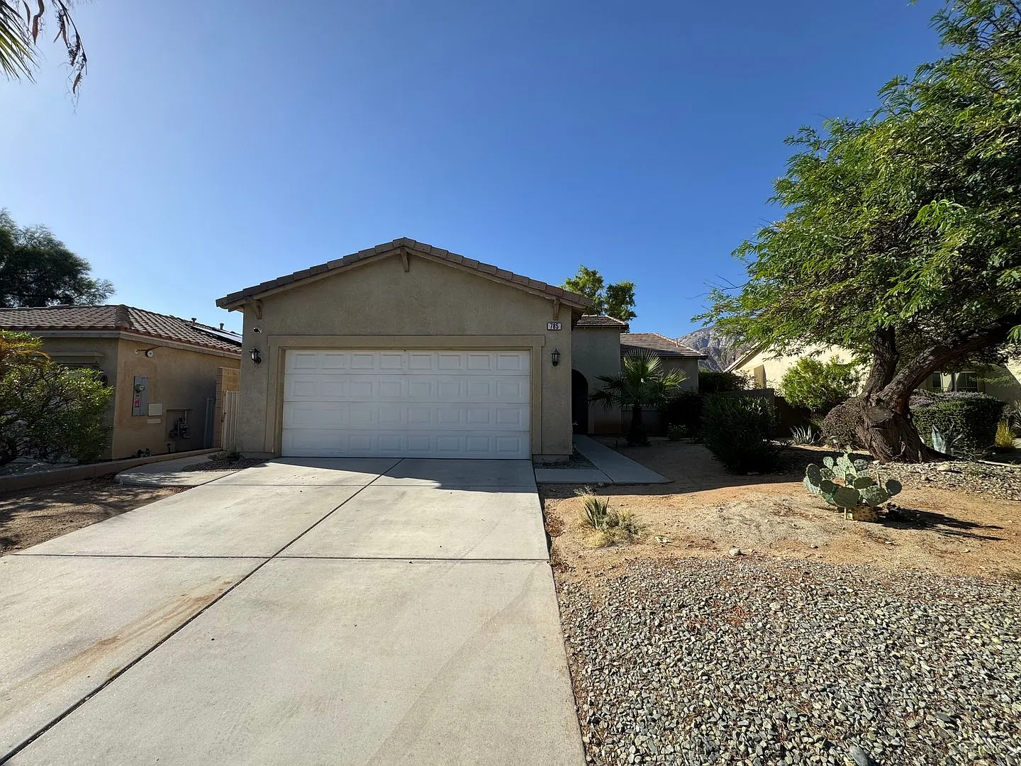 3 Bedroom 2 Bathroom Home in Palm Springs! — Photo 2