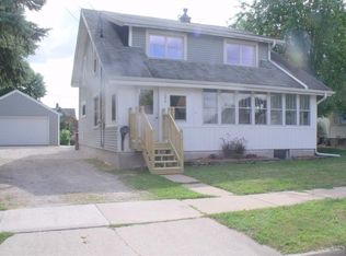 233 Kaukauna St, Menasha, WI 54952