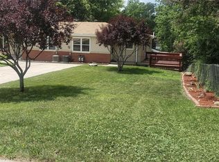 7702 N 33rd St #1, Omaha, NE 68112