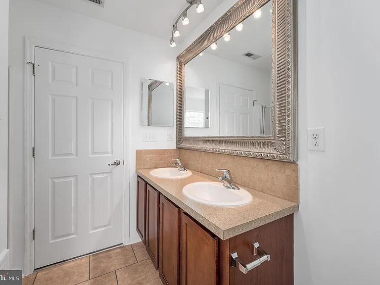 259 Olympic Dr — Photo 23