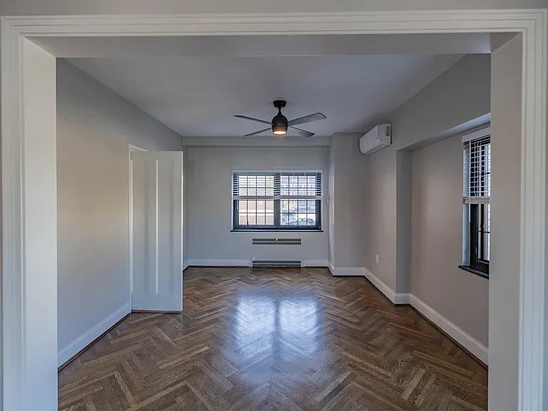 2645-2649 Erie Ave #31 — Photo 6