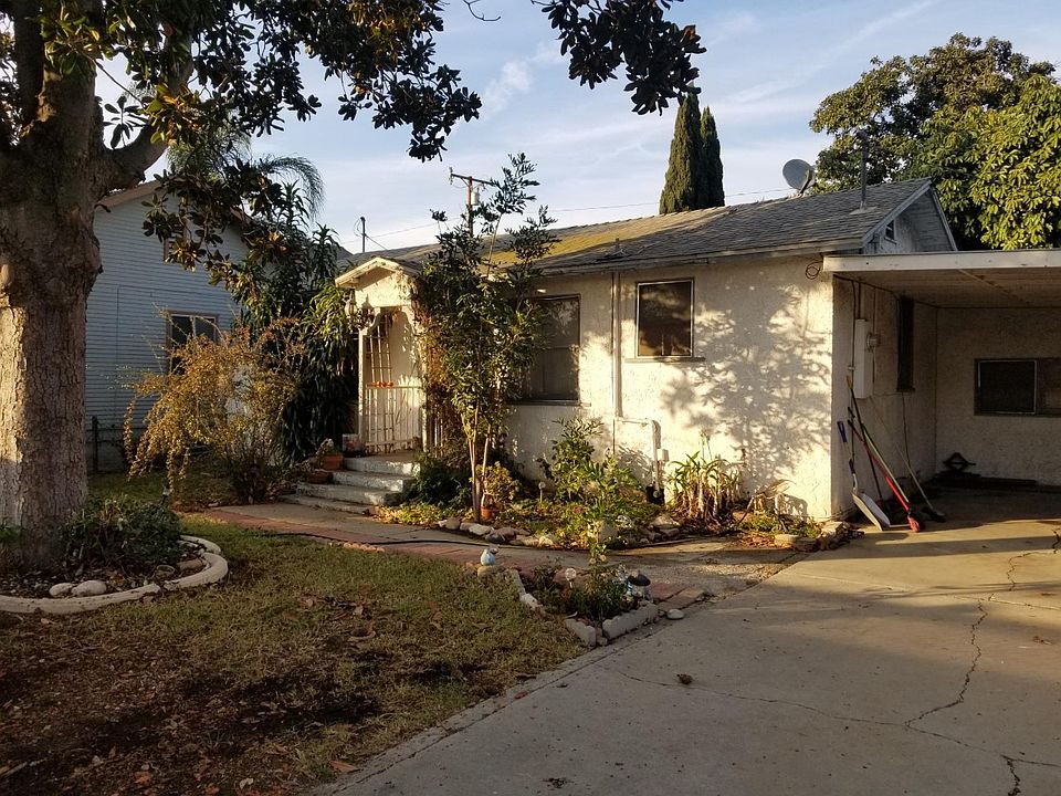 1st image of 185 Comstock Dr