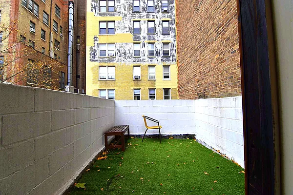Rented by Manhattan Spaces | media 14