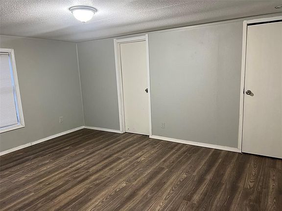 5th image of 9590 Eloise Dr