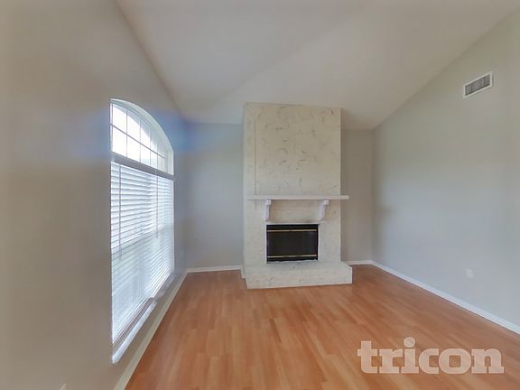 4th image of 29728 Morwen Pl