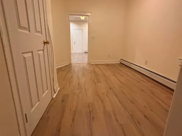 333 Sip Avenue image 8 of 14