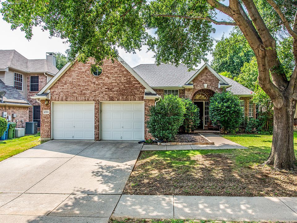 1st image of 2709 Graystone Dr