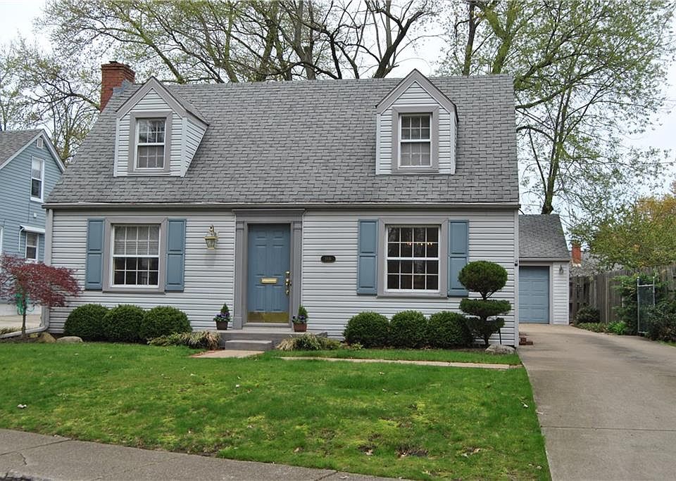 1st image of 1816 Woodland Dr