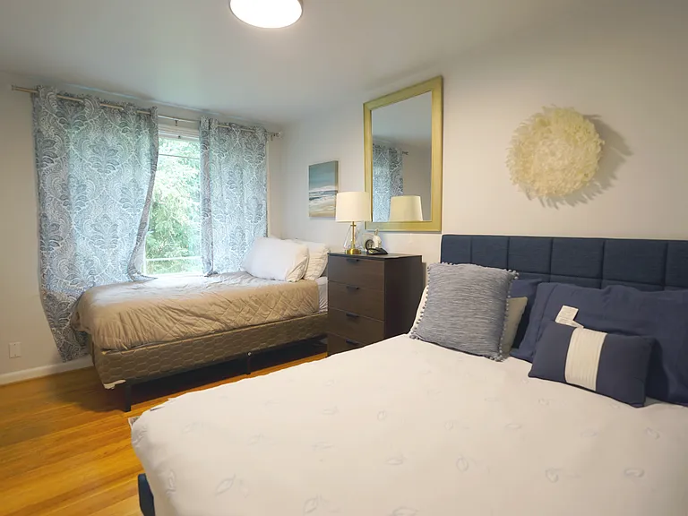 4606 NE 54th St — Photo 33