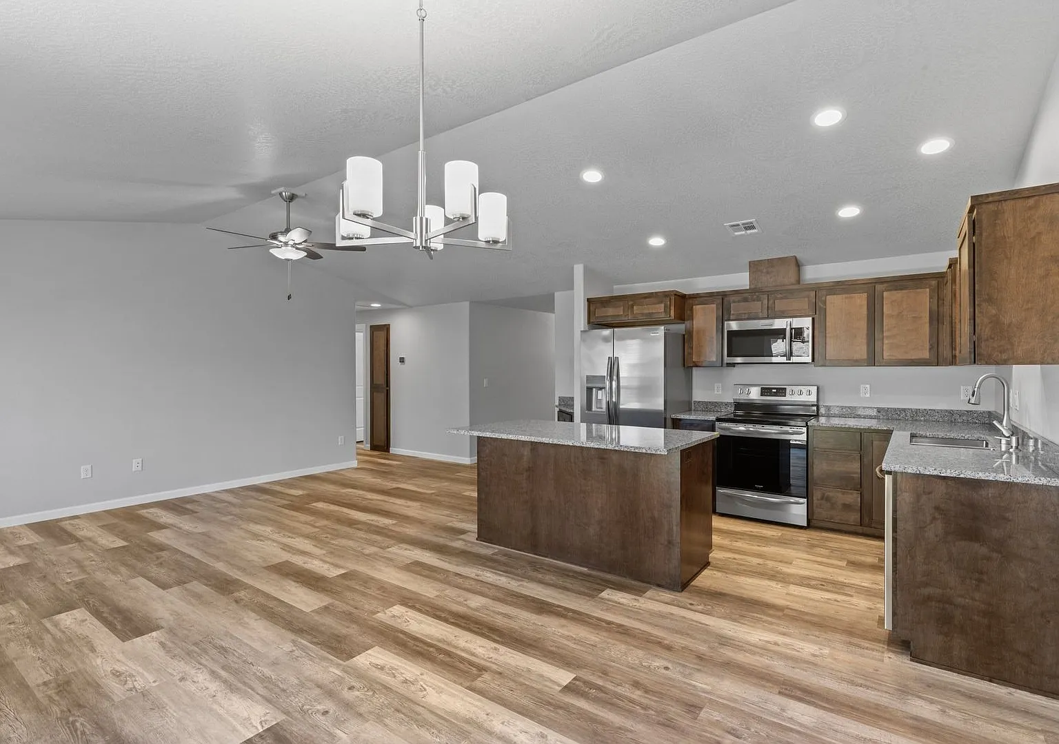 31 Erickson Avenue — Photo 1