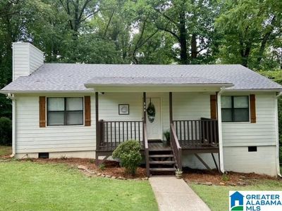 526 Clark Mountain Rd E, Bessemer, AL, 35023