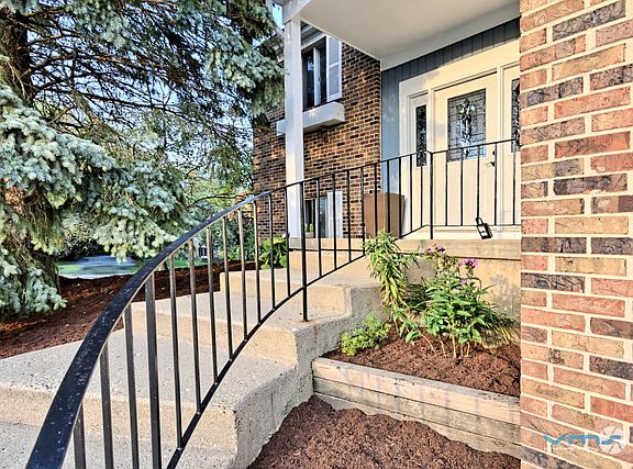 4th image of 1201 Dogwood Ln