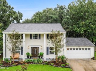 2 Shady Side Cir, Gulfport, MS 39507