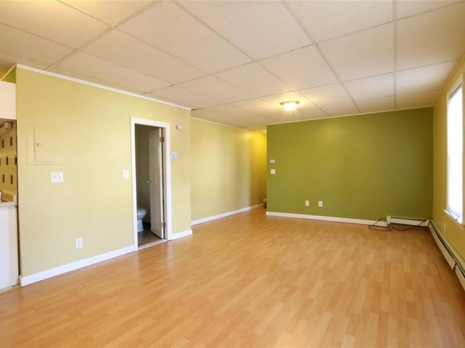 2 bed, 900 sqft, $2,500 — Photo 3