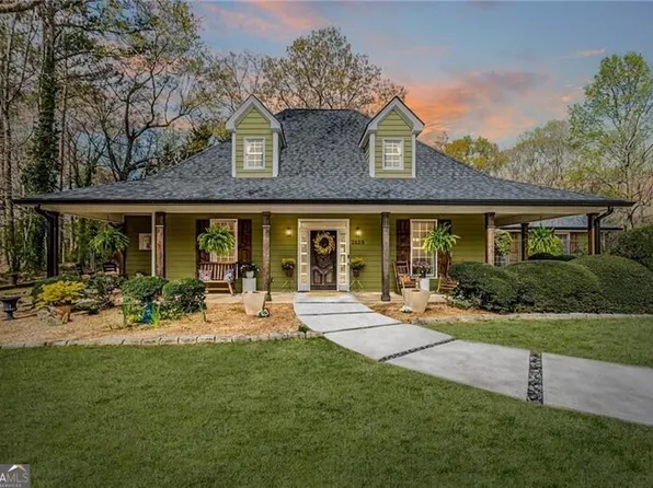 2525 Kings Ct, Cumming, GA 30040