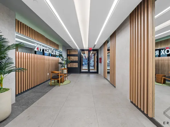 219 Lenox Road image 14 of 18