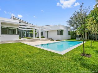 6777 SW 80th St, Miami, FL 33143
