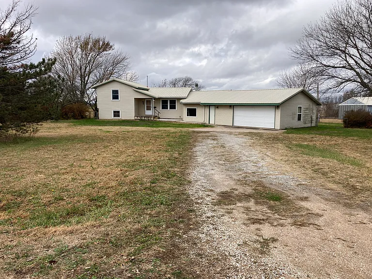Kansa Ln — Photo 1