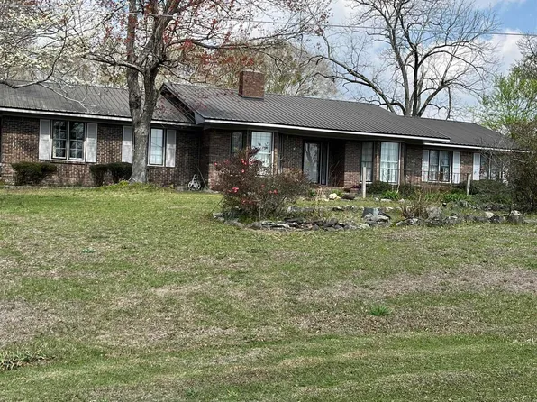 204 Cherokee Dr, Clanton, AL 35045