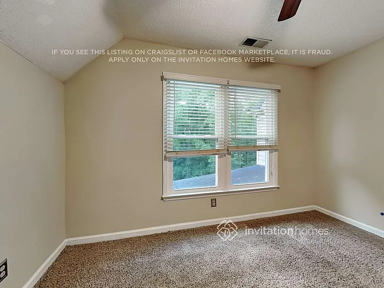 6926 Wolf Run Dr — Photo 13