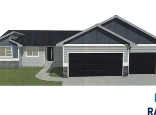 1401 N Poplar Ave, Tea, SD 57032