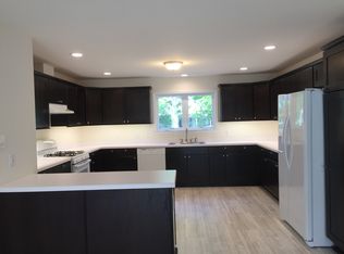 146 N Ferry Rd, Shelter Island, NY 11964