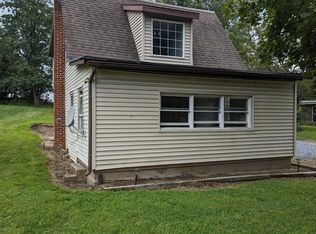 10140 Jonestown Rd, Grantville, PA 17028