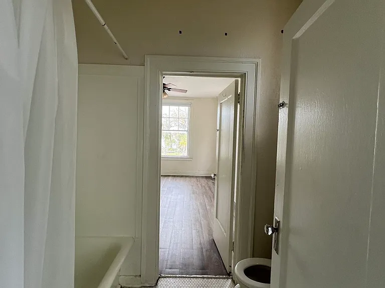 316 W Colonial Dr #10 — Photo 11
